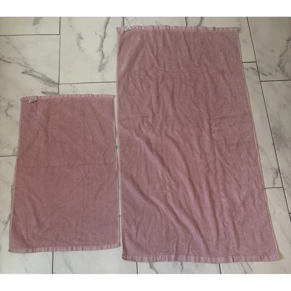 Vintage Fieldcrest Grand Prix Pink Flamingo Bath Hand Towel Set 2 Art Deco